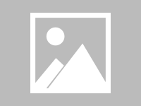 小姐姐抱着新生宝宝睡觉,小姐姐怀抱新生宝宝入睡的温馨画面